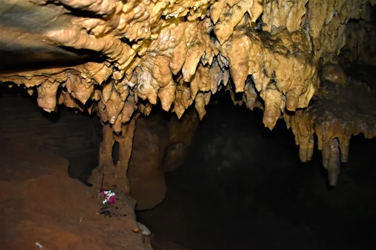 Madarkonta Caves Bastar - Beautiful Bastar